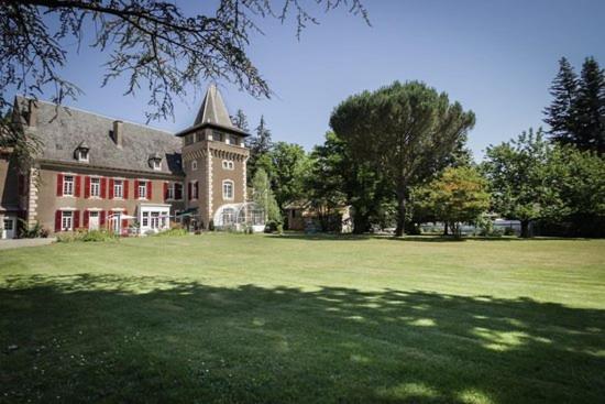 Chateau De Viviez Екстериор снимка