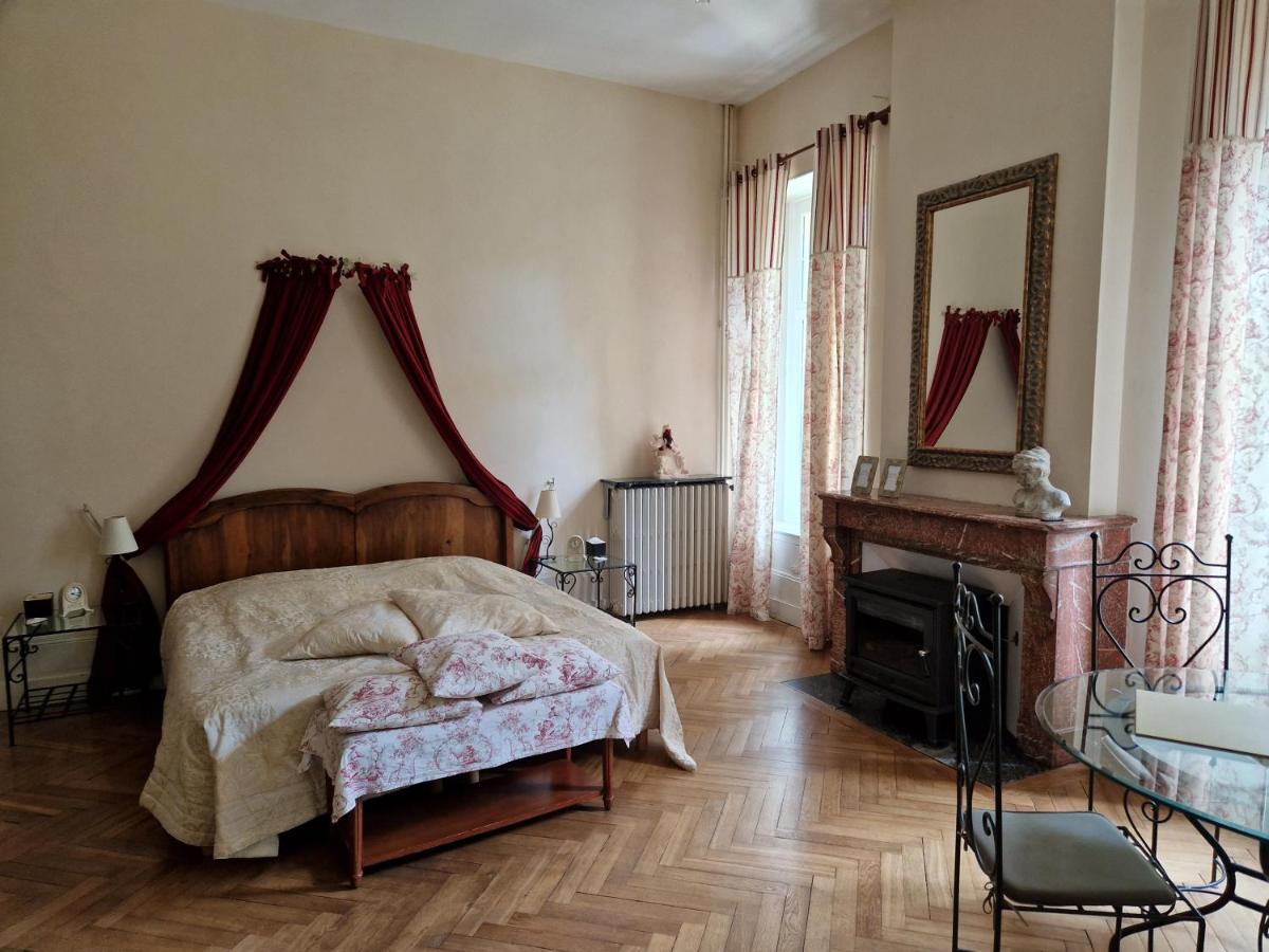 Chateau De Viviez Екстериор снимка