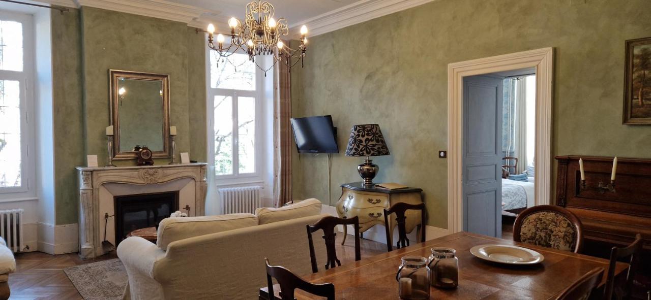 Chateau De Viviez Екстериор снимка